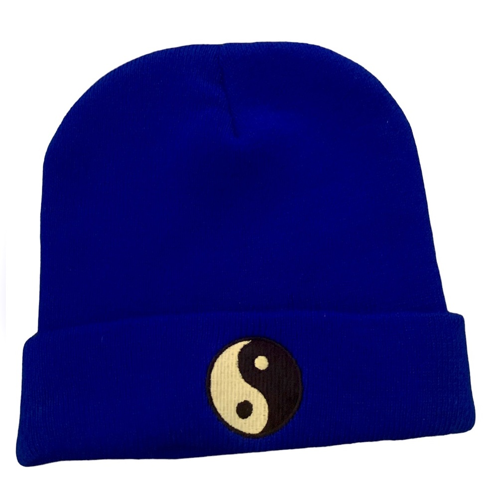 NWOT Yin Yang Beanie Hat